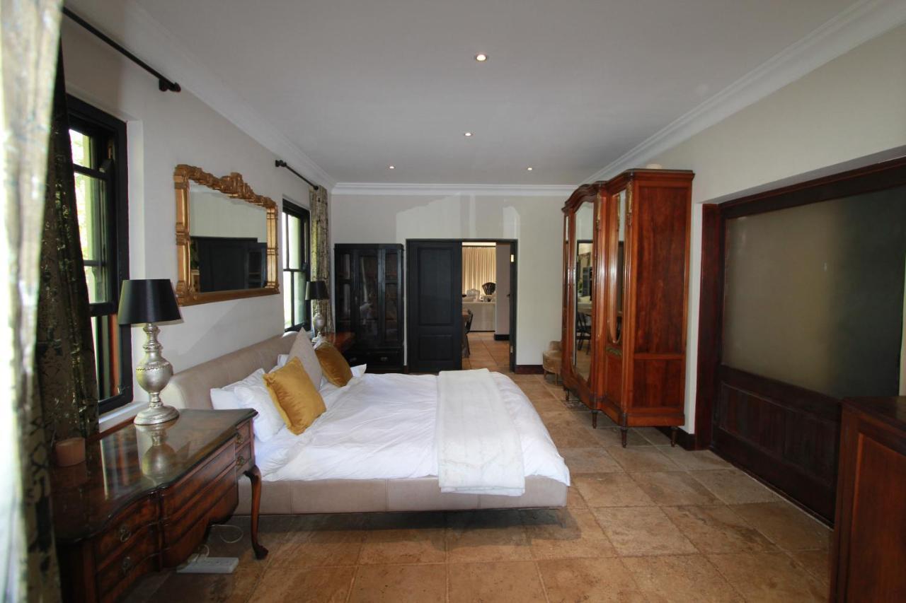 Alphen Drive Apartments Cape Town Bagian luar foto